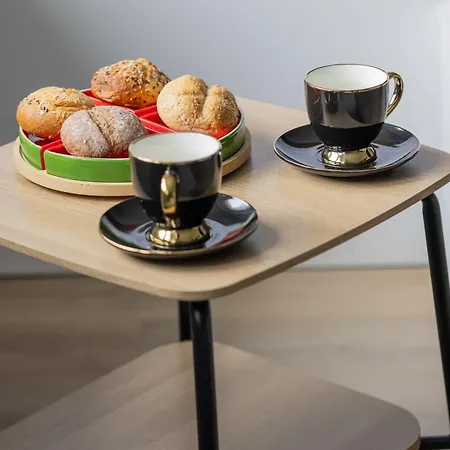 アパート Comfortable In For 2 Guests In An Ideal Location By Renters